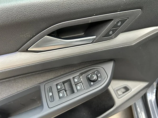 VOLKSWAGEN Golf VII SW (2025) — foto 7 van 24