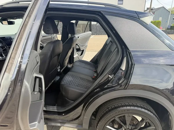 Volkswagen T-Roc (2022) — foto 11 van 24