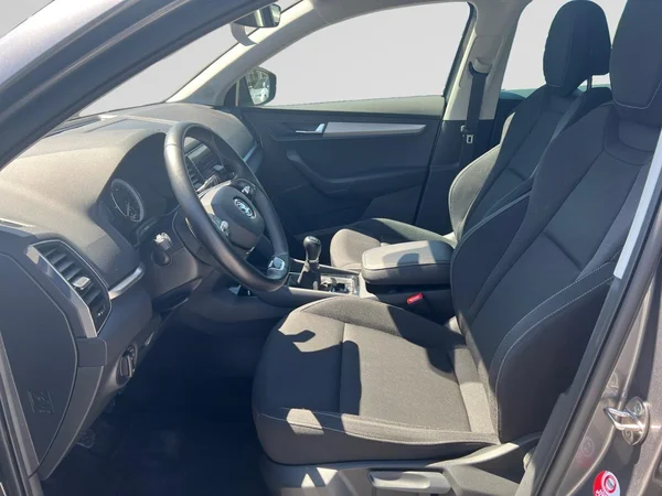 SKODA Karoq (2022) — foto 14 van 18