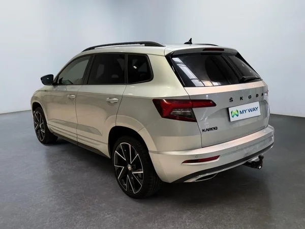 SKODA Karoq (2021) — foto 31 van 33