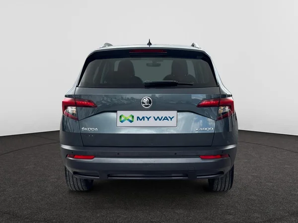 SKODA Karoq (2018) — foto 7 van 15