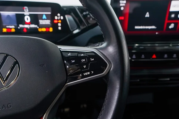 Volkswagen ID.4 (2022) — foto 10 van 41