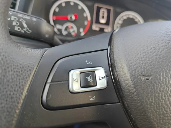 VOLKSWAGEN Polo (2020) — foto 5 van 20