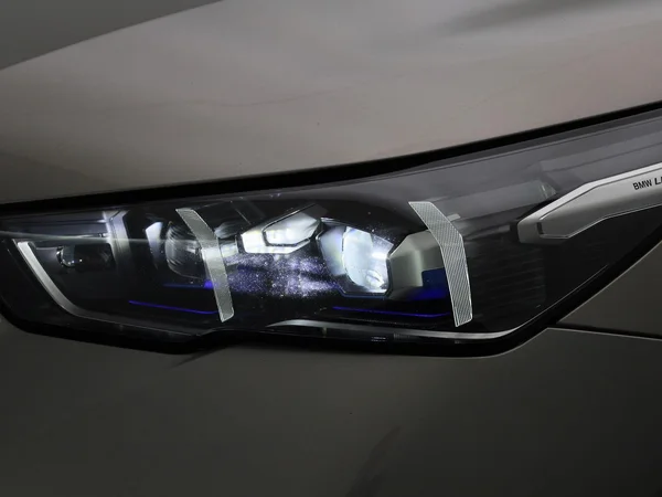 BMW i5 (2024) — foto 6 van 55