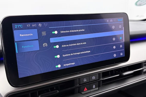 Jeep E-Avenger (2023) — foto 20 van 44