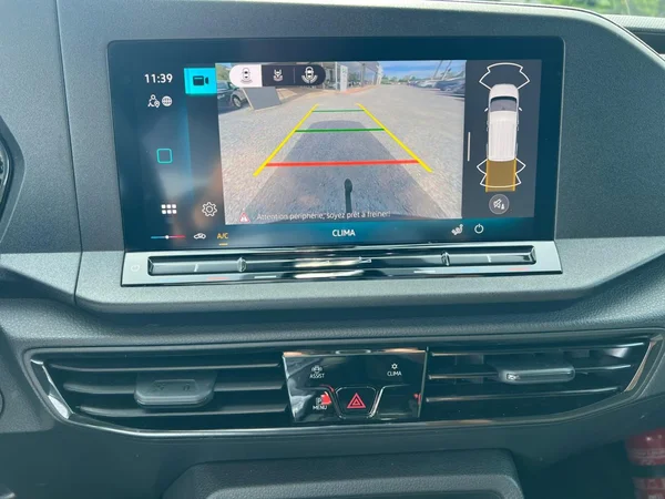 VOLKSWAGEN Caddy Cargo (2025) — foto 2 van 18