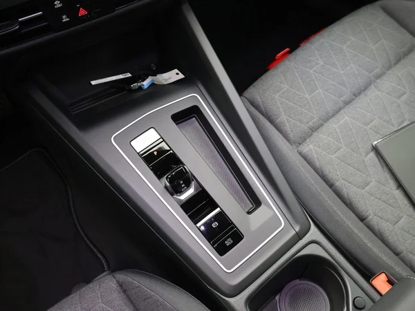 VOLKSWAGEN Golf VIII (2026) — foto 8 van 25