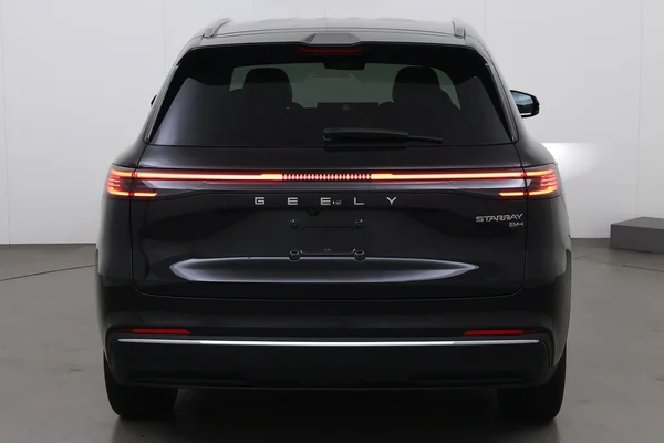 GEELY Starray EM-i (PHEV) (2026) — foto 13 van 18