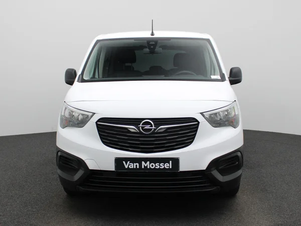 Opel Combo Life (2022) — foto 23 van 37
