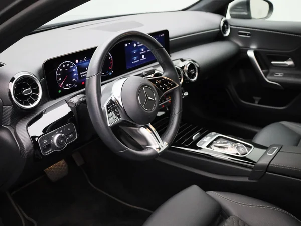 Mercedes-Benz A-Klasse (2023) — foto 16 van 31