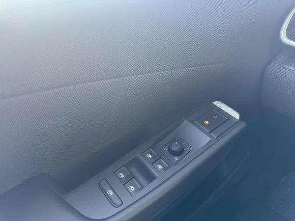 VOLKSWAGEN ID.Polo (2026) — foto 8 van 19