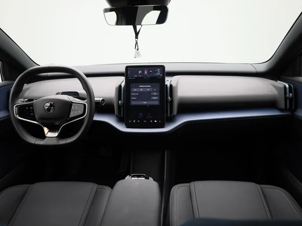 Volvo EX30 (2024) — foto 27 van 40