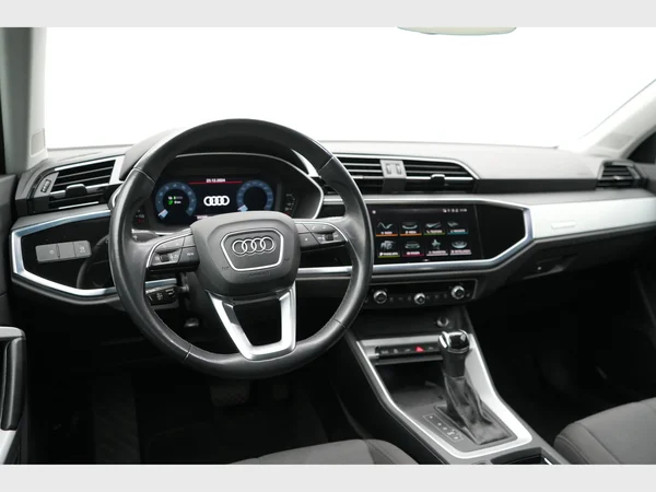AUDI Q3 (2021) — foto 27 van 30