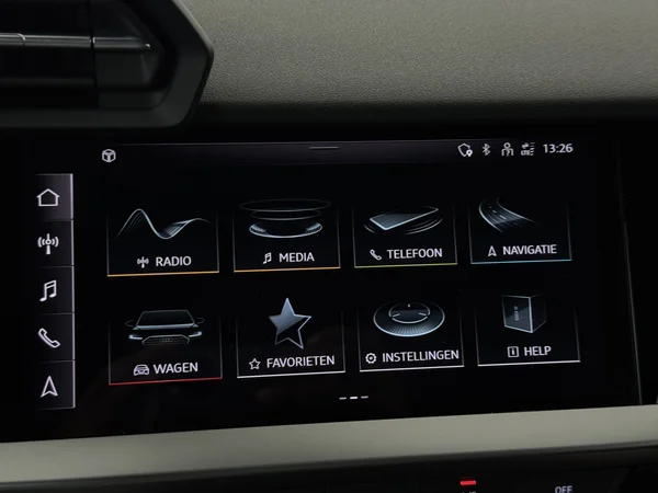 AUDI A3 (2022) — foto 10 van 27