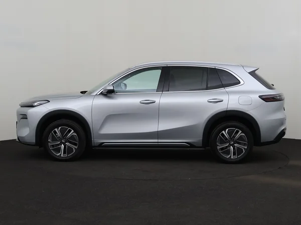 GEELY Starray EM-i (2026) — foto 12 van 29