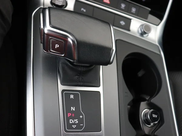 AUDI A6 (2021) — foto 4 van 30