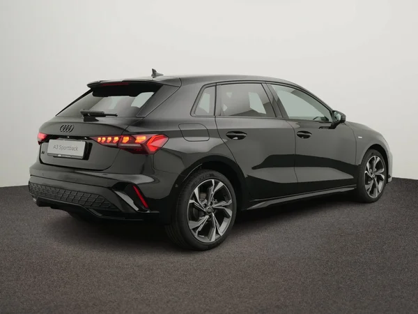 AUDI A3 Sportback PHEV (2026) — foto 3 van 10