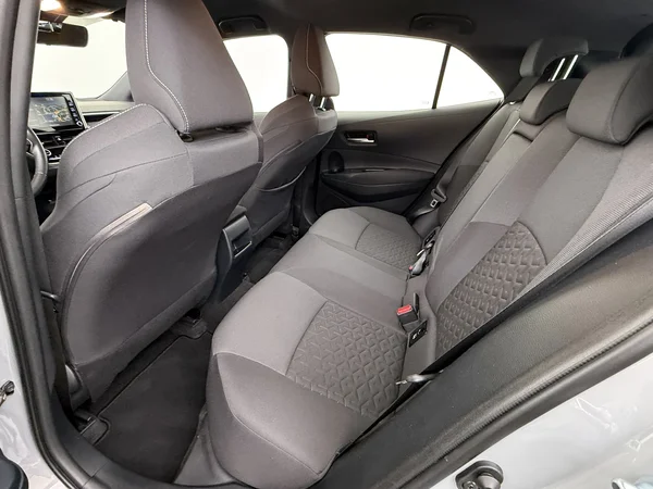 TOYOTA Corolla (2022) — foto 11 van 27