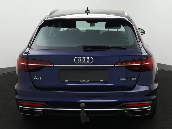 AUDI A4 Avant (2022) — foto 10 van 31