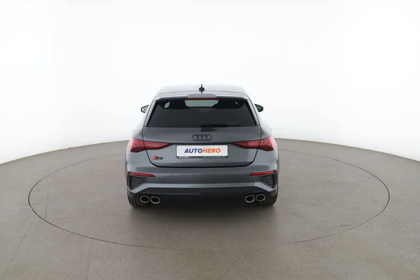 Audi S3 (2023) — foto 11 van 16
