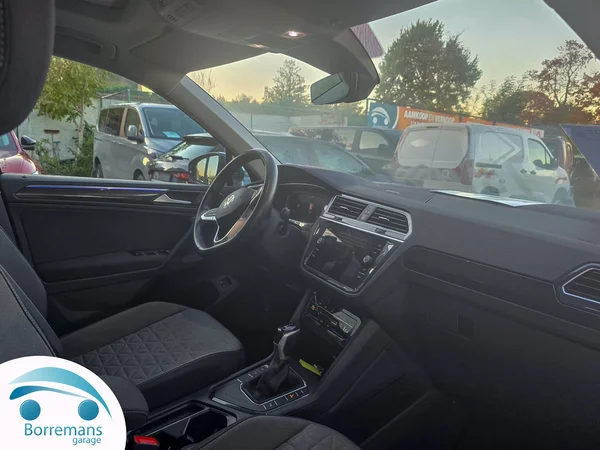 Volkswagen Tiguan (2023) — foto 7 van 40