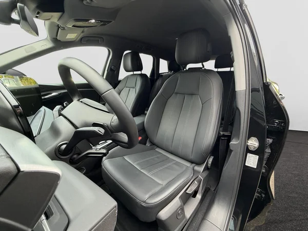 AUDI Q6 e-tron (2025) — foto 3 van 24