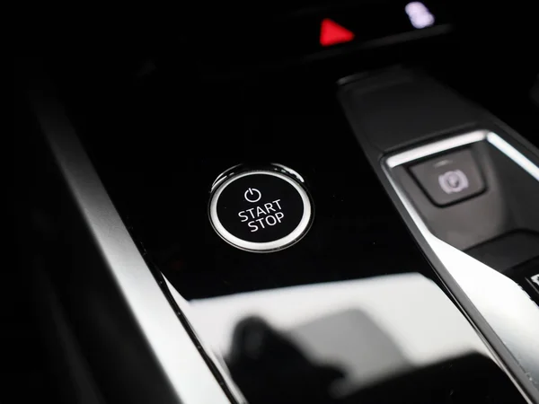Audi Q4 e-tron (2024) — foto 30 van 50