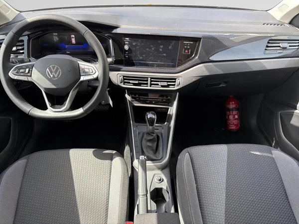 VOLKSWAGEN Polo (2026) — foto 2 van 24