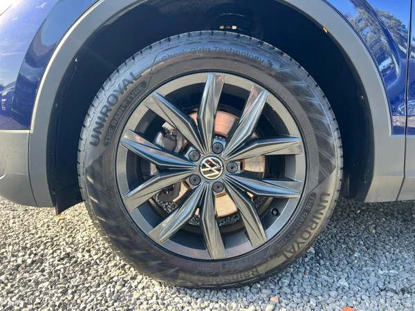 VOLKSWAGEN Tiguan Allspace (2025) — foto 17 van 24