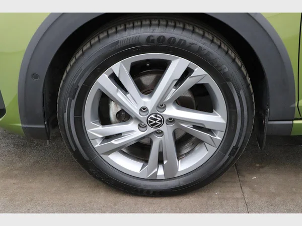 VOLKSWAGEN Taigo (2024) — foto 13 van 26