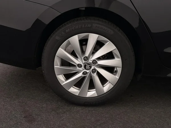 SKODA Octavia Combi (2025) — foto 13 van 19