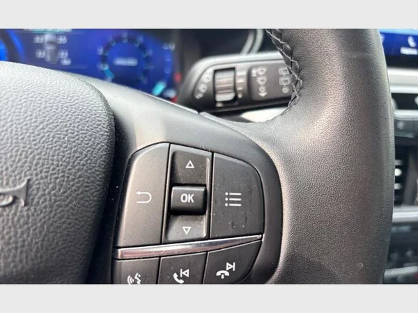 Ford Kuga (2022) — foto 11 van 26