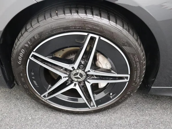 Mercedes-Benz C-Klasse (2025) — foto 24 van 26