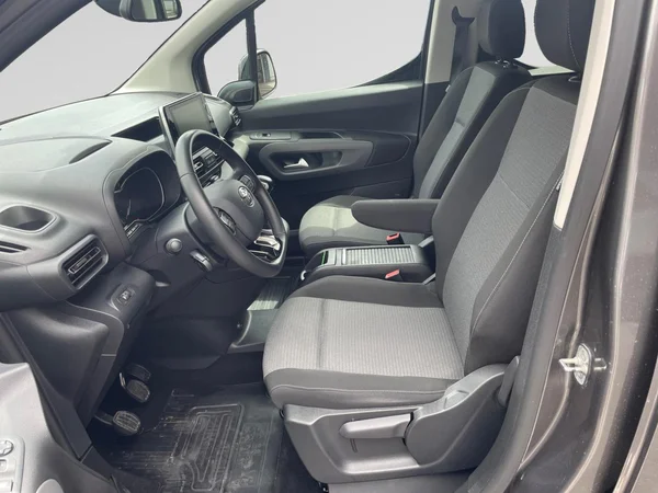 TOYOTA Proace City Verso Lwb Dsl (2023) — foto 2 van 20