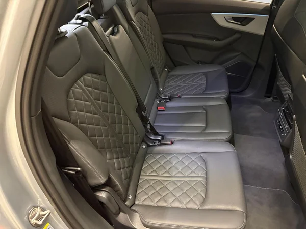 AUDI Q7 e-hybrid (PHEV) (2026) — foto 5 van 19