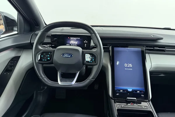 Ford E-Explorer (2024) — foto 17 van 41