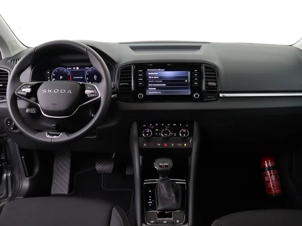 SKODA Karoq (2025) — foto 15 van 18