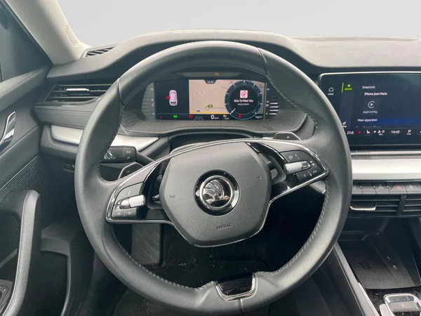 SKODA Octavia Combi (2023) — foto 7 van 18