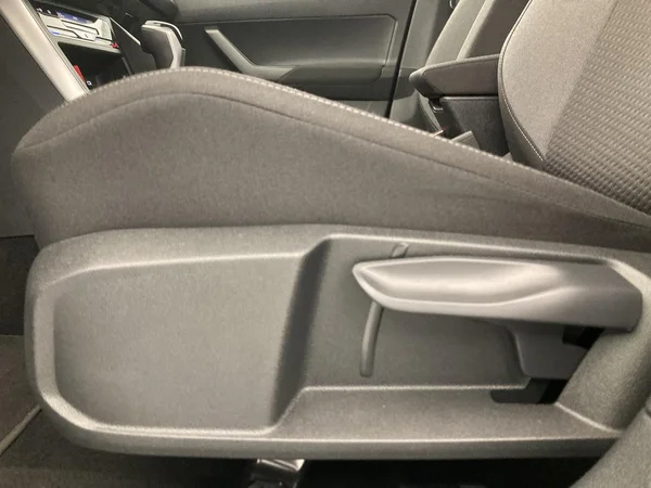 VOLKSWAGEN Taigo (2025) — foto 35 van 36