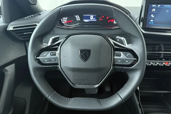 Peugeot 2008 (2025) — foto 2 van 18