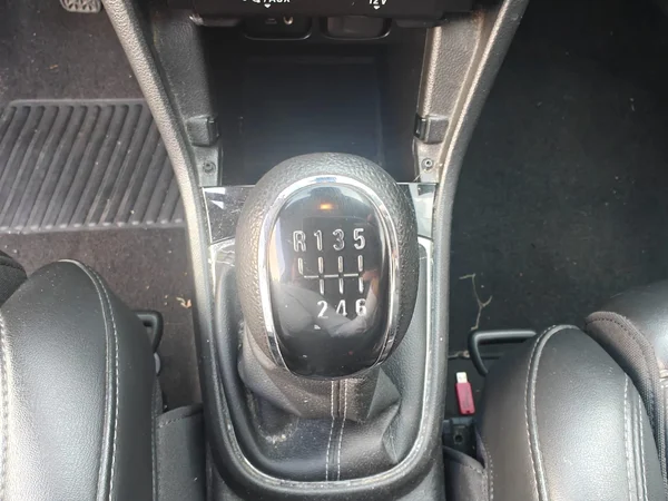 Opel Mokka X (2017) — foto 7 van 19