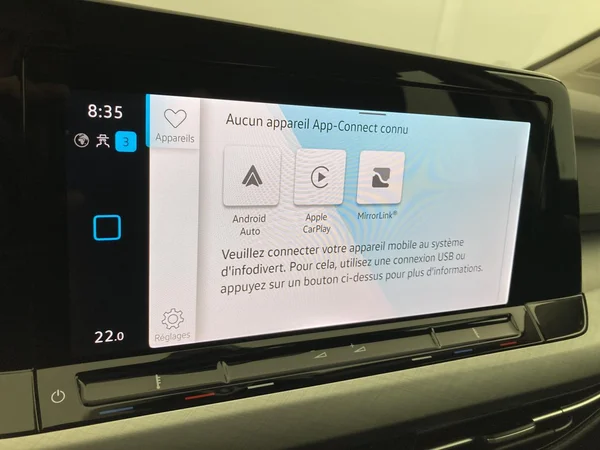 VOLKSWAGEN Golf VIII SW (2022) — foto 16 van 36
