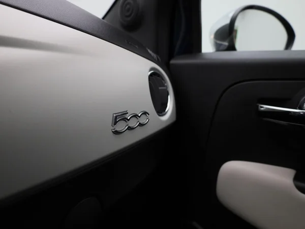 Fiat 500 (2021) — foto 19 van 37