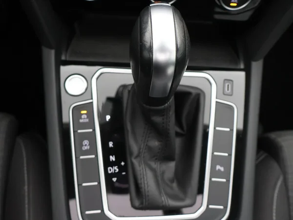 Volkswagen Passat (2020) — foto 18 van 33