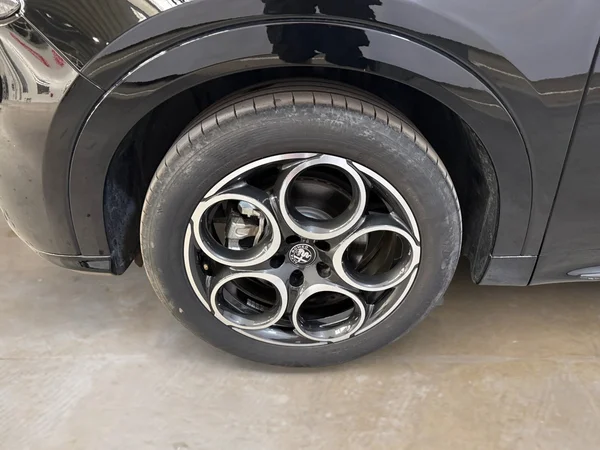 Alfa-Romeo Tonale (2024) — foto 2 van 28