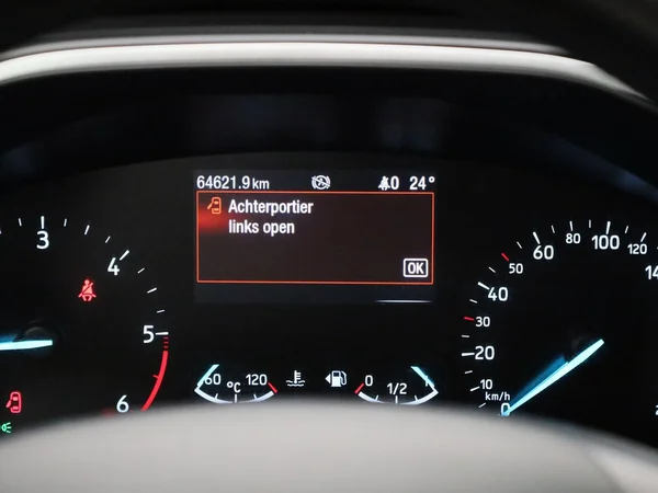 Ford Focus (2021) — foto 2 van 38
