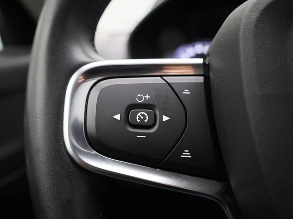 Volvo XC40 (2021) — foto 10 van 42