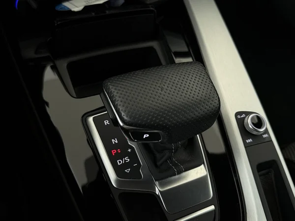AUDI A5 (2021) — foto 4 van 31