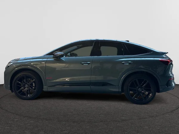 AUDI Q4 Sportback e-tron (2026) — foto 12 van 24
