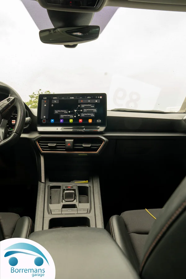 Cupra Leon (2023) — foto 6 van 47